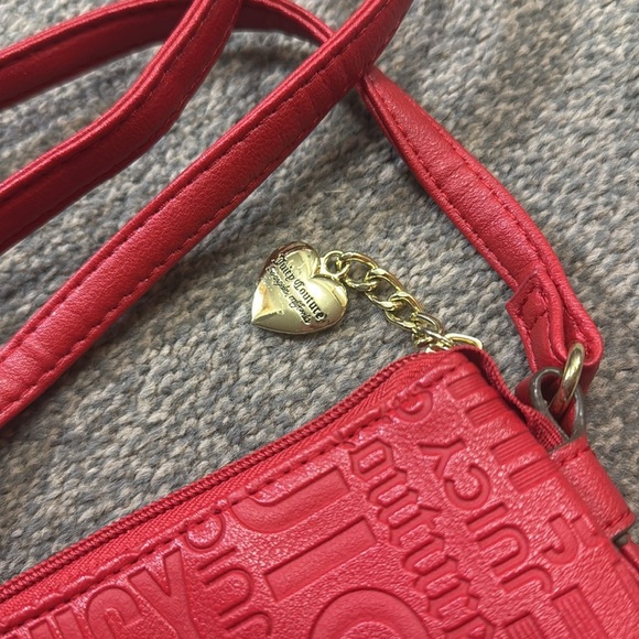 Juicy Couture Word Search“Lipstick Red” Triple Crossbody bag Adjustable Strap - Picture 7 of 7